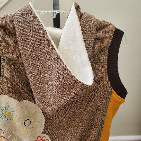 SCRAPBOOK ORIGINALS VEST - Picture 6 of 8